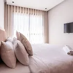 Modern Stay In Maarif 2 Bedrooms, 2 Bathrooms, Parking